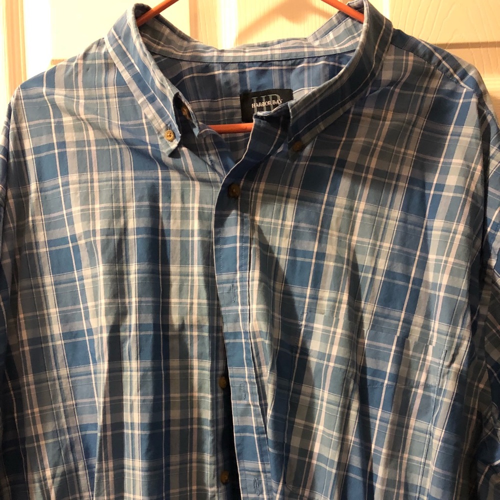 Men’s button down dress shirt